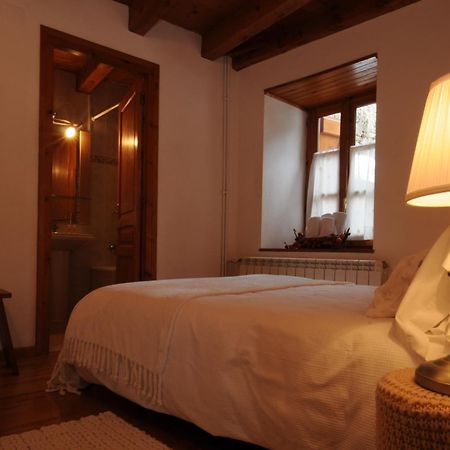Casa Puig Hotel Montcorbau Exterior foto